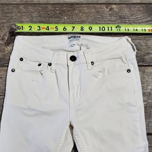 Umgee White Denim Skinny Jeans, Size 28 - Picture 3 of 8